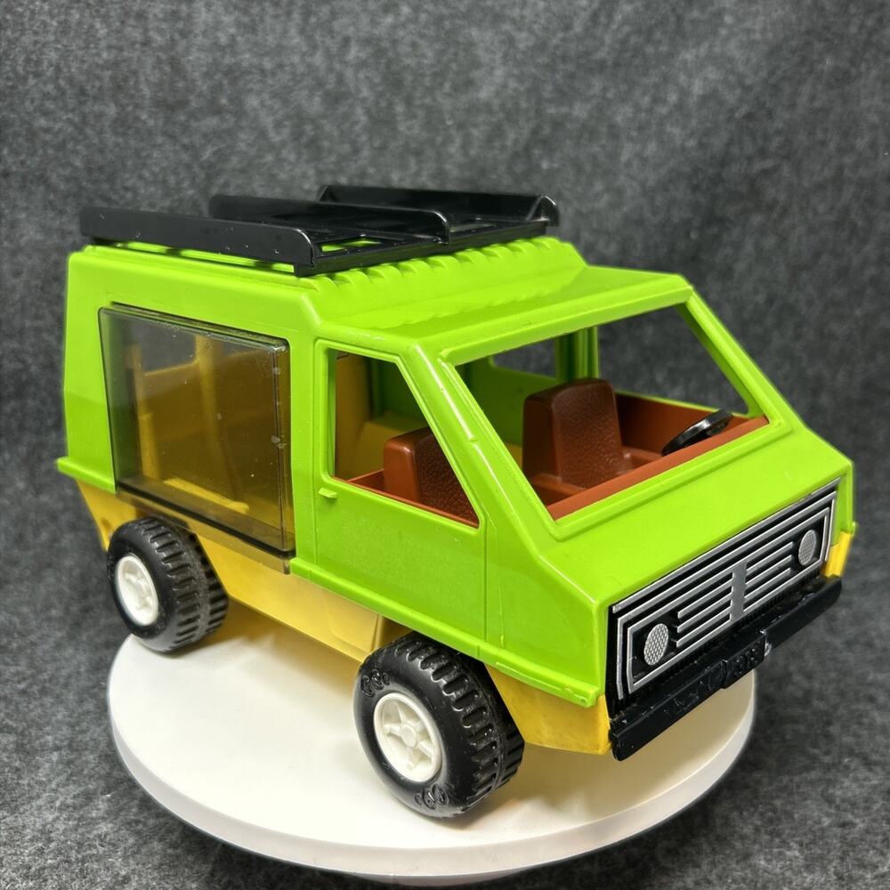 Vintage 1977 Fisher Price Adventure People Daredevil Sports Van Green Camper Toy